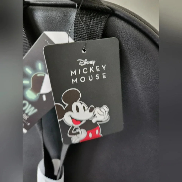 NWT Disney Mickey Mouse Pumpkin Halloween Glow in the Dark Backpack - Picture 8 of 11